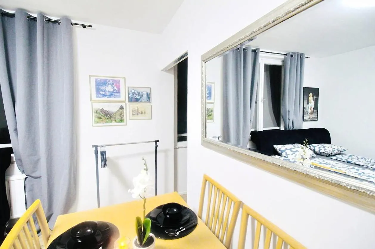 Modern Apartment In Millennium City Area Wiedeń