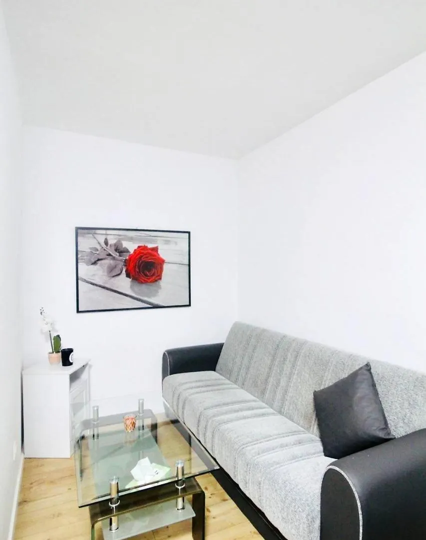 Modern Apartment In Millennium City Area Vienna