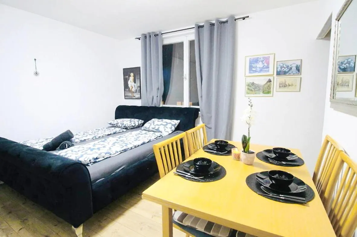 Modern Apartment In Millennium City Area Vienna