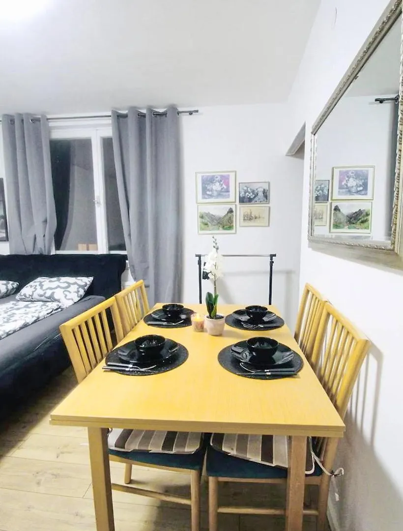 Modern Apartment In Millennium City Area Vienna